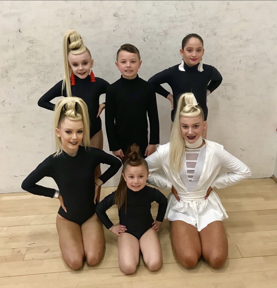 808 Dance freestyle competition photo